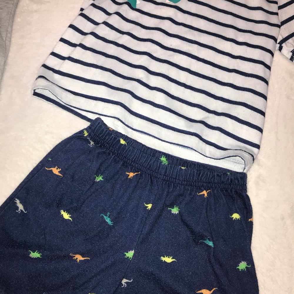 Carter’s PJ Bundle - Picture 2 of 9